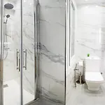 Encantadora Vivienda Turistica Con Wifi En *